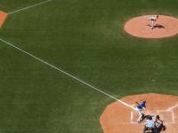 IM竞技体育平台-跨界狂想，乌克兰火力压制拜仁，伊布接管东决—当体育叙事打破次元壁