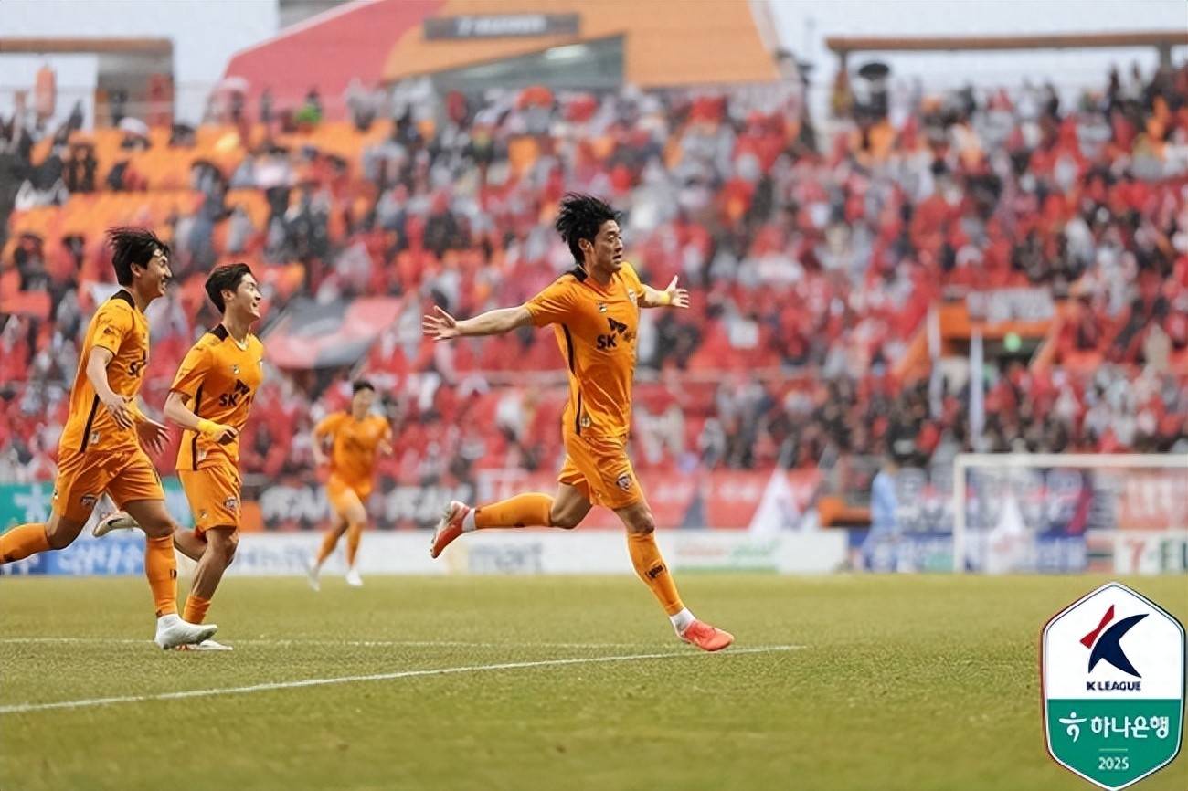 关于首尔FC主场大胜,晋级形势看好的信息 关于首尔FC主场大胜,晋级形势看好的信息