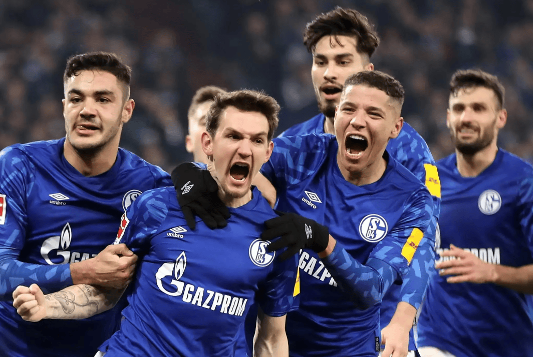 包含尤文图斯险胜晋级,欧冠半决赛盼望胜利的曙光的词条 包含尤文图斯险胜晋级,欧冠半决赛盼望胜利的曙光的词条