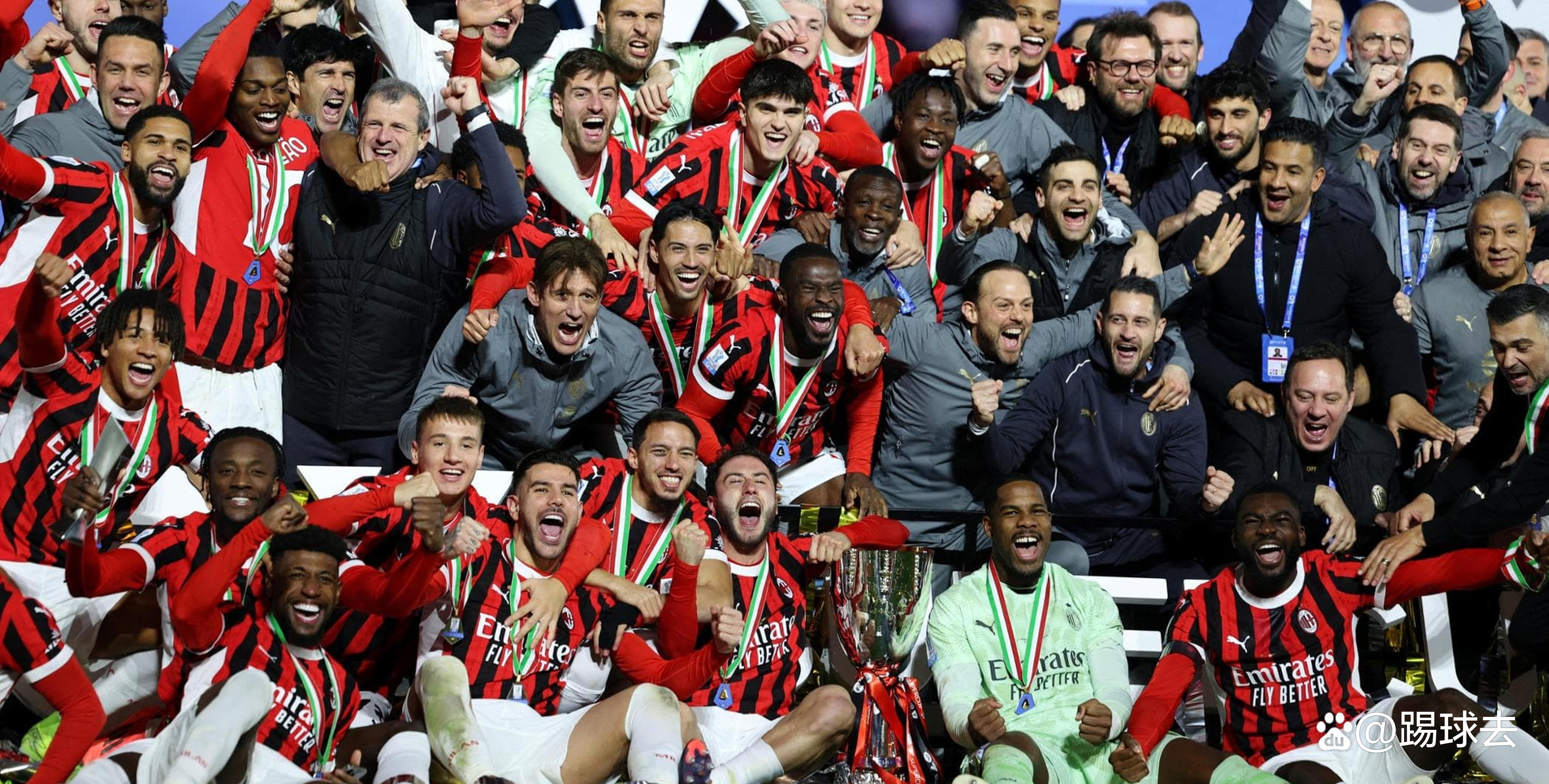 关于意甲联赛首轮比赛上演激烈争夺,球队实力均衡的信息 关于意甲联赛首轮比赛上演激烈争夺,球队实力均衡的信息