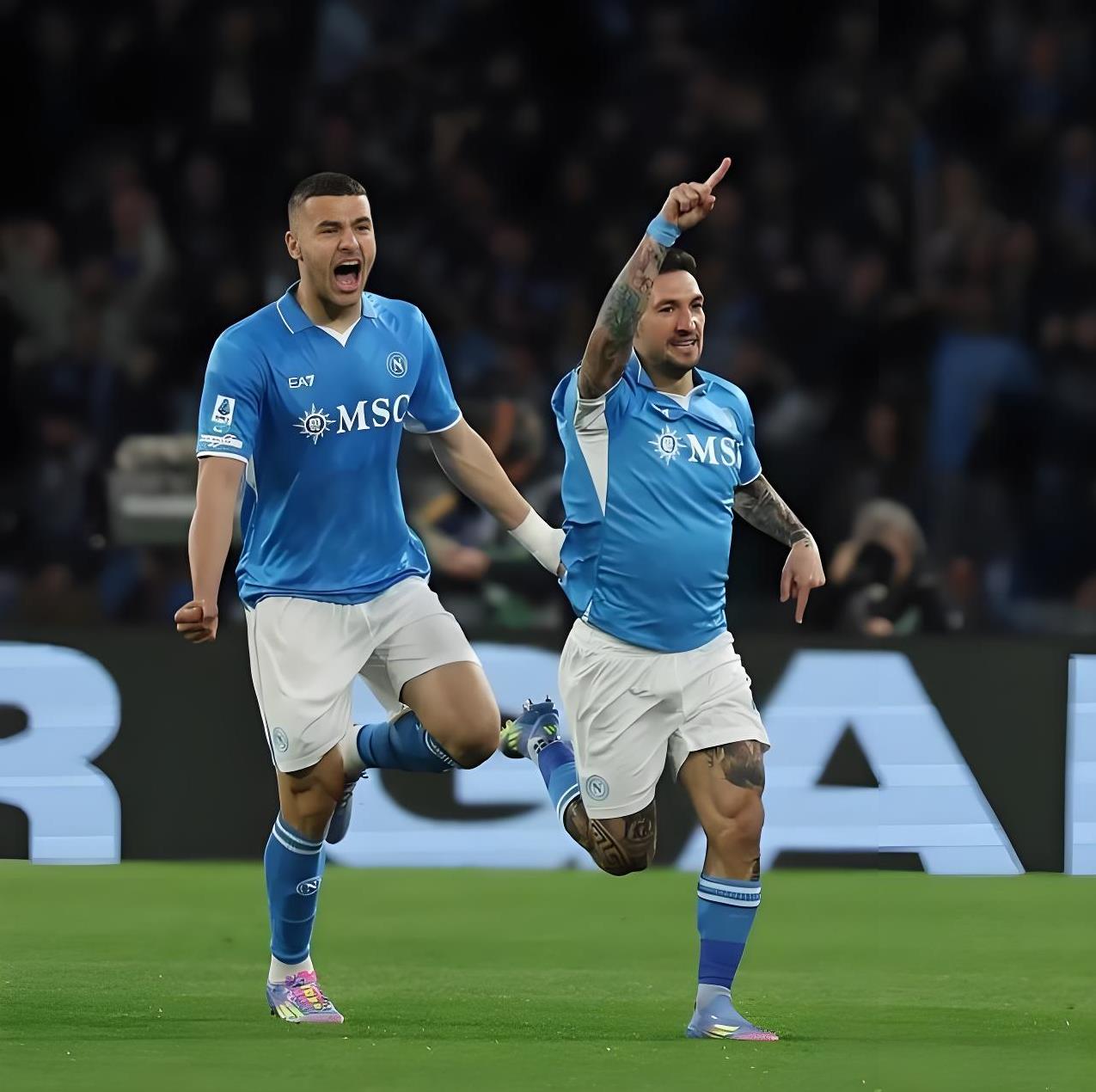 关于意甲联赛首轮比赛上演激烈争夺,球队实力均衡的信息 关于意甲联赛首轮比赛上演激烈争夺,球队实力均衡的信息