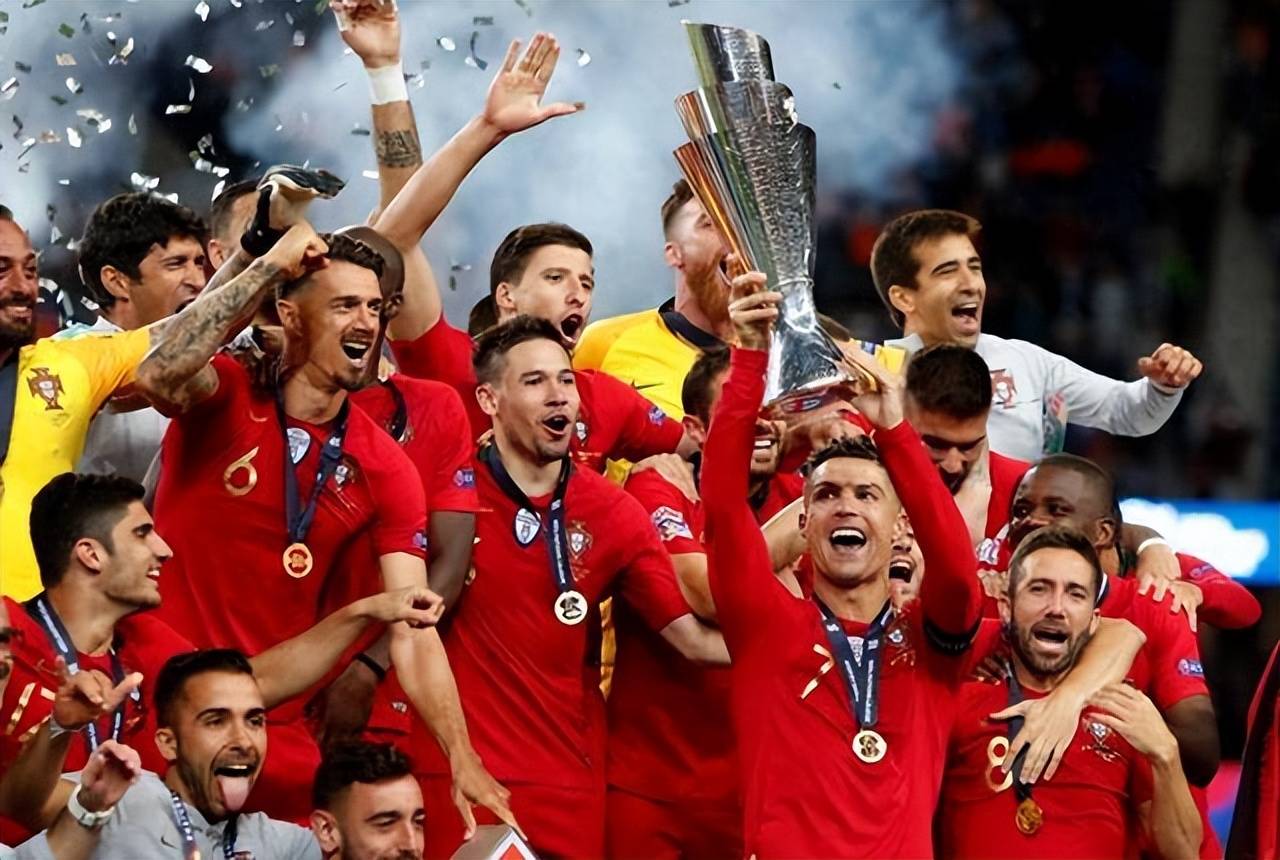 包含欧国联小组赛完美收官,国家队瞄准欧锦赛夺冠的词条 包含欧国联小组赛完美收官,国家队瞄准欧锦赛夺冠的词条