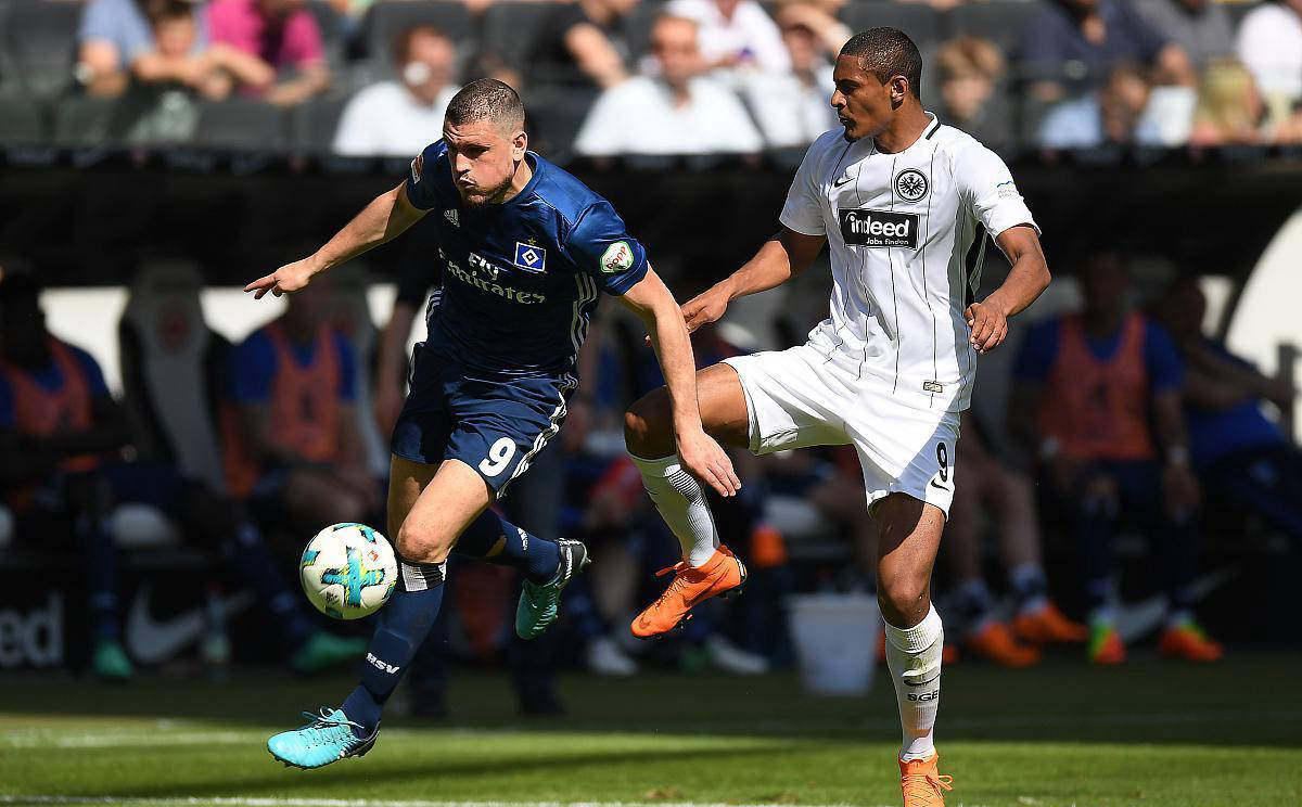 热那亚球员因伤离场,让球队陷入困境的简单介绍 热那亚球员因伤离场,让球队陷入困境的简单介绍