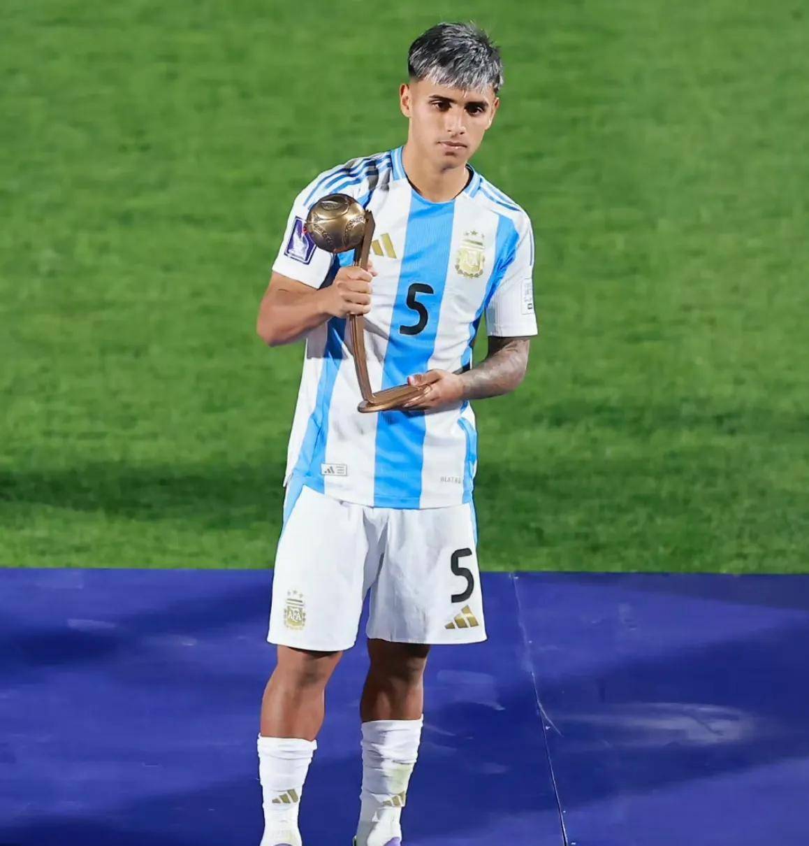 阿根廷碾压摩洛哥,德容一己之力扛起全队的简单介绍 阿根廷碾压摩洛哥,德容一己之力扛起全队的简单介绍