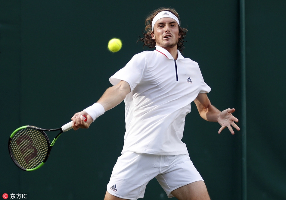 包含温网逆转年终总决赛，西西帕斯惊艳四座的词条