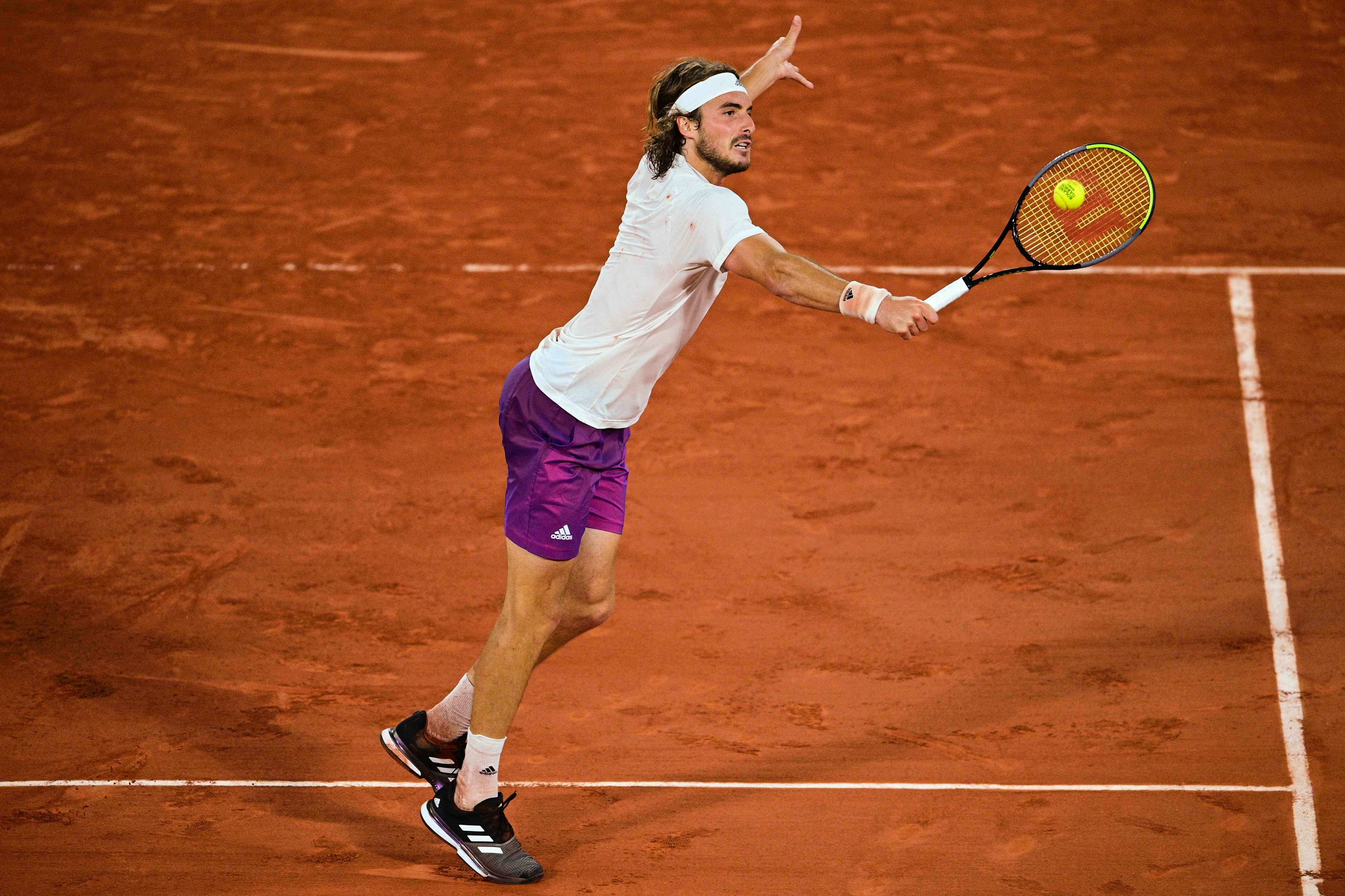 包含温网逆转年终总决赛，西西帕斯惊艳四座的词条