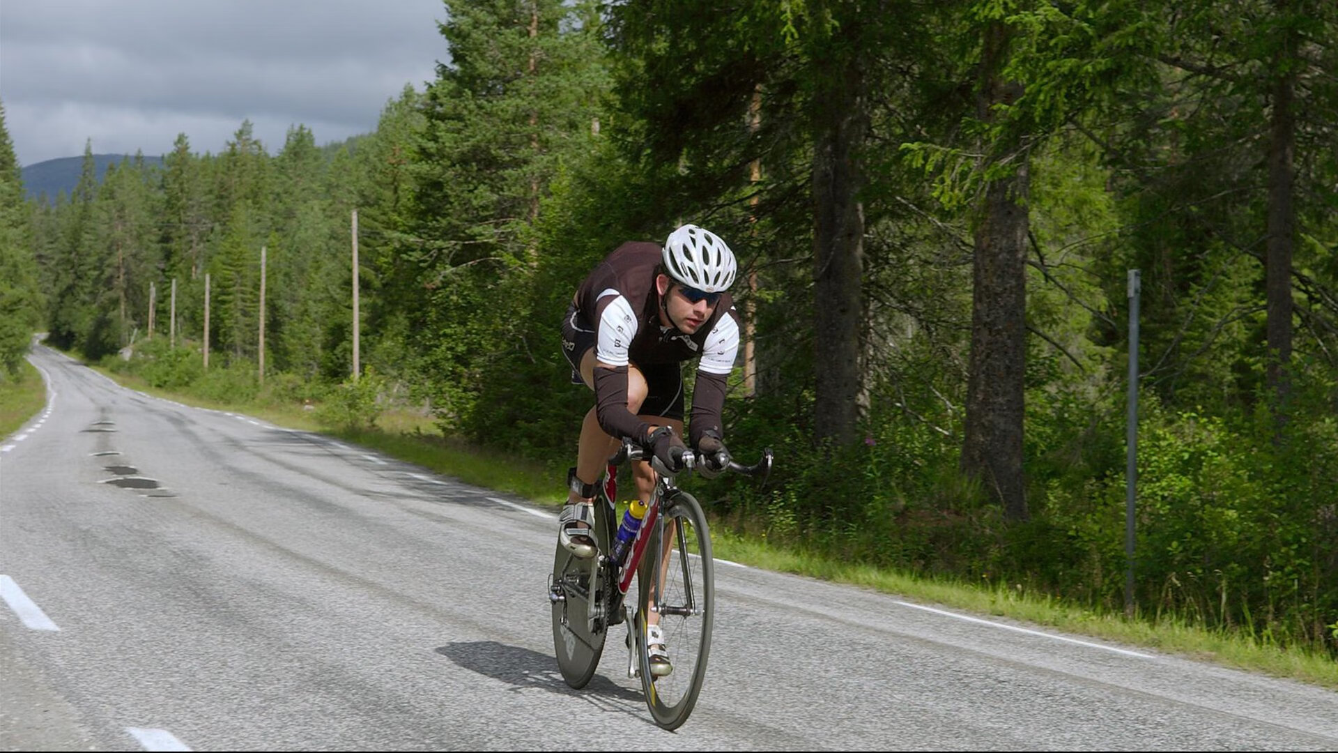 跨越领域的统治力，从戈贝尔欧冠称霸到凯尔特人压制国王的战术共鸣
