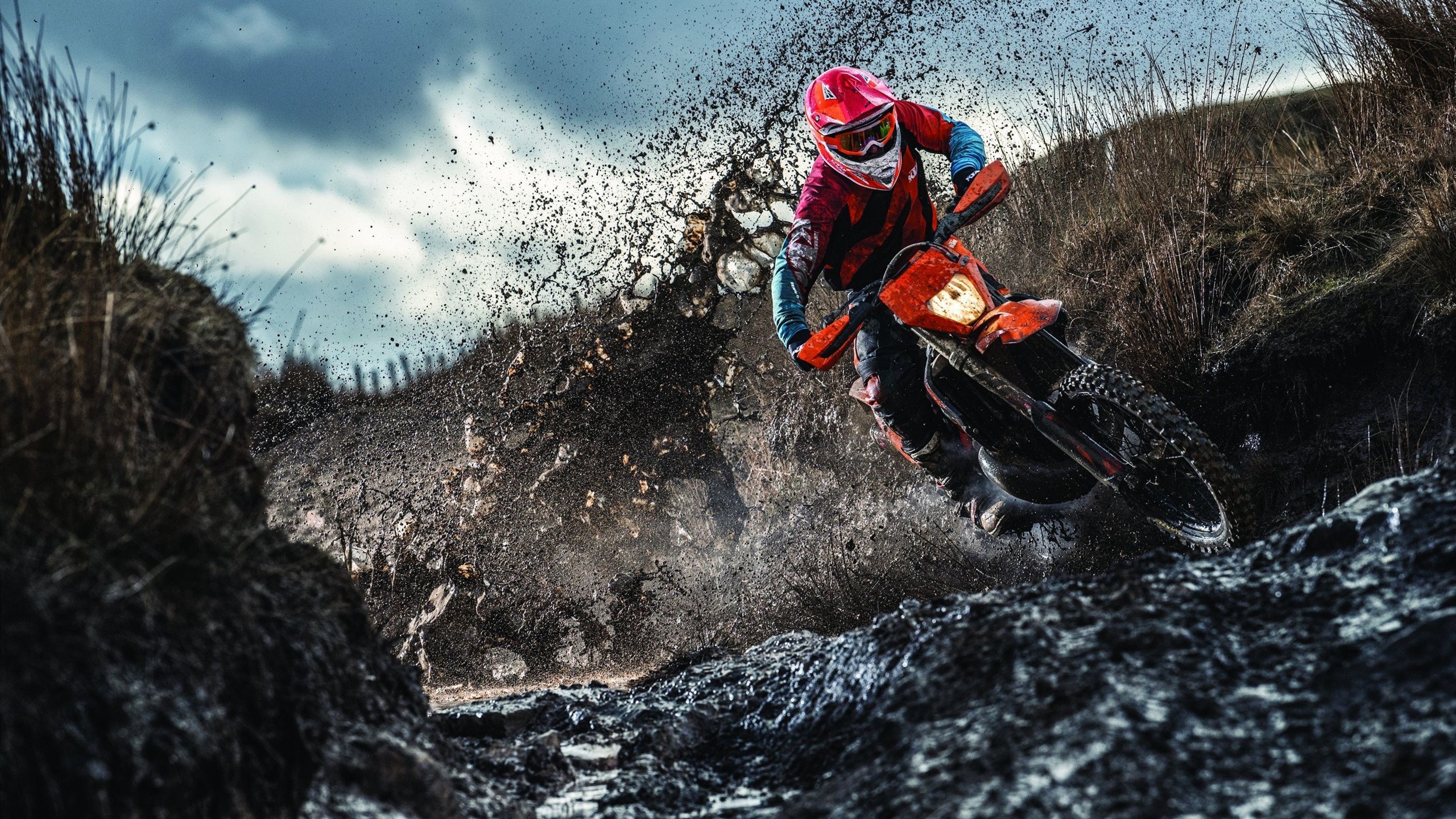 鏖战英伦，张继科绝境闪光，中国队险胜英格兰